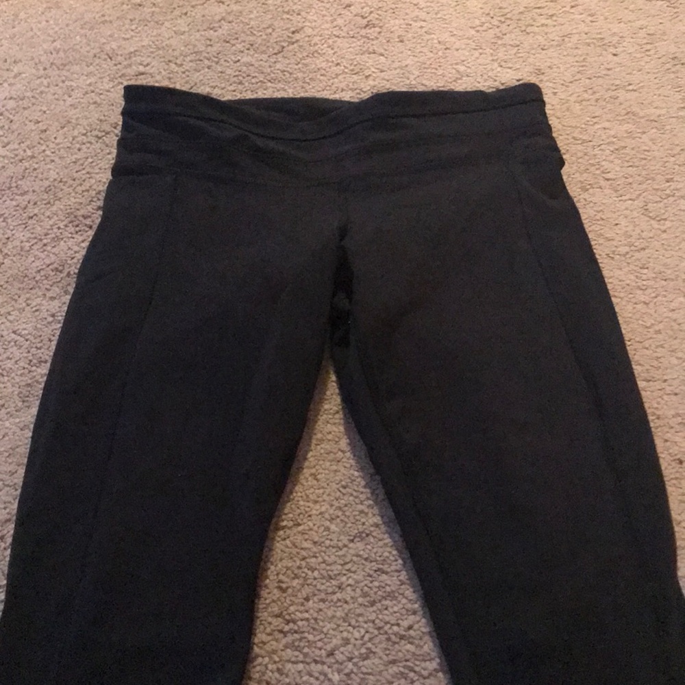 Black Lululemon Crop